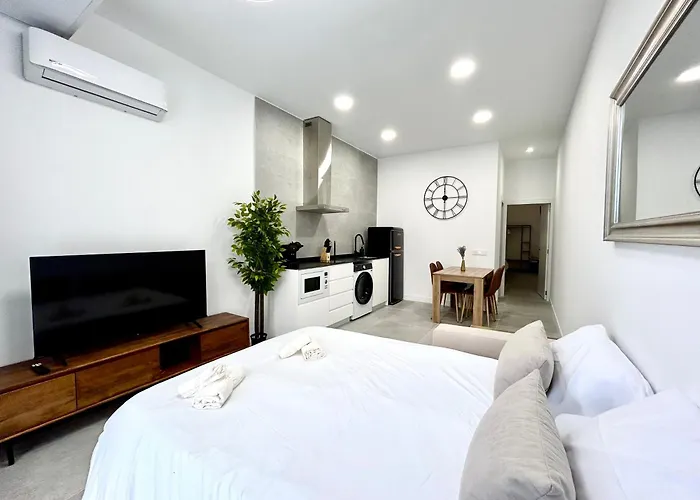 Urban Escape Comfort Meets Luxury, 4 Ppl Valencia