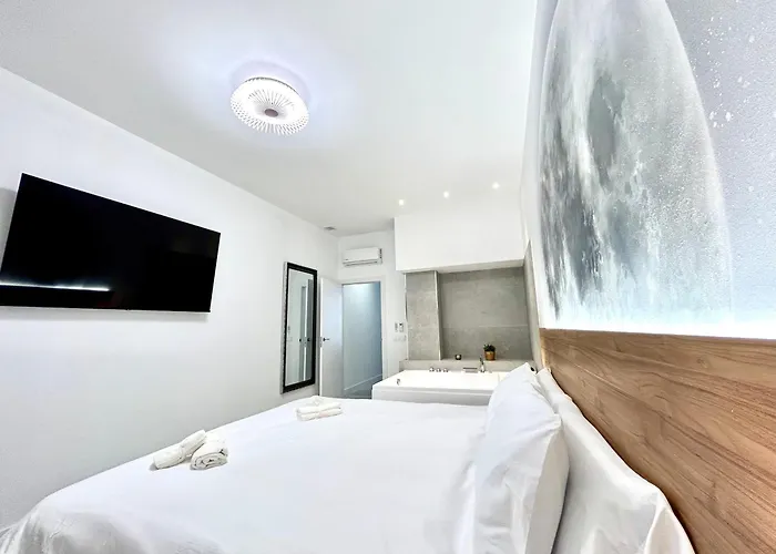 Urban Escape Comfort Meets Luxury, 4 Ppl