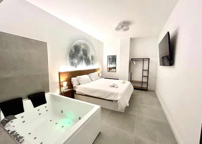 Urban Escape Comfort Meets Luxury, 4 Ppl Apartment Valencia