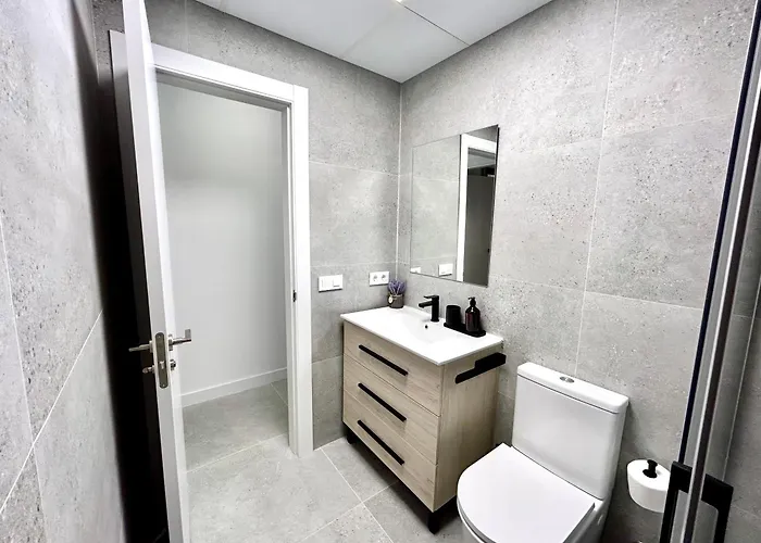 Urban Escape Comfort Meets Luxury, 4 Ppl Apartment