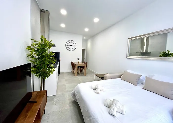 Apartment Urban Escape Comfort Meets Luxury, 4 Ppl Valencia