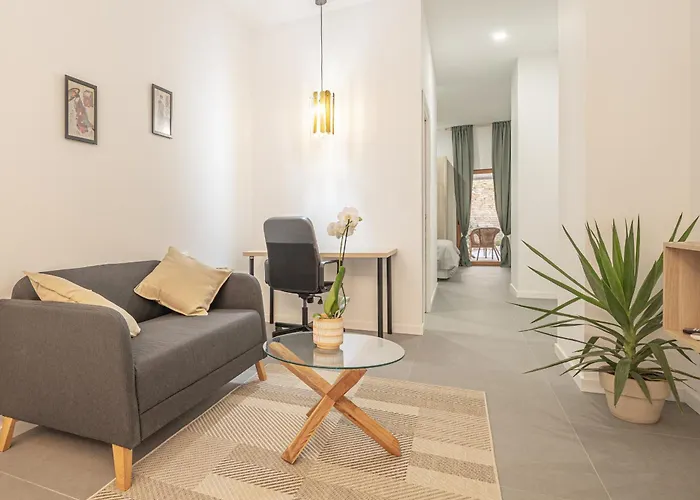 Apartment Esc - Loft Comodos Y Espaciosos Estudios Cercanos A Estacion Joaquin Sorolla Valencia