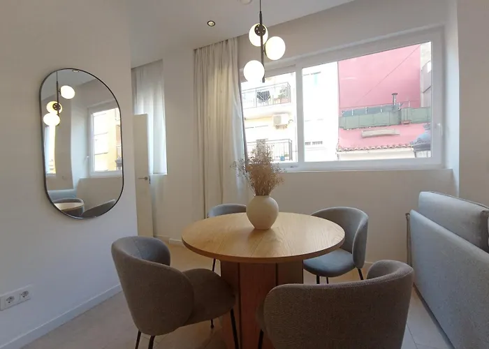 Aparthotel Blanq Marina Suites