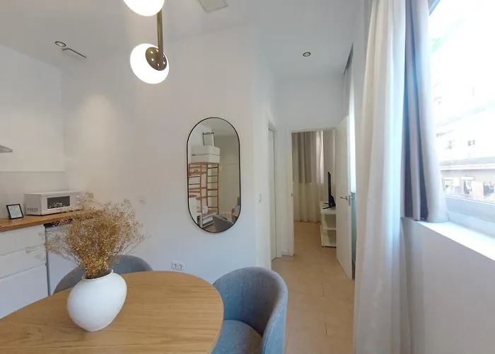 Blanq Marina Suites Valencia