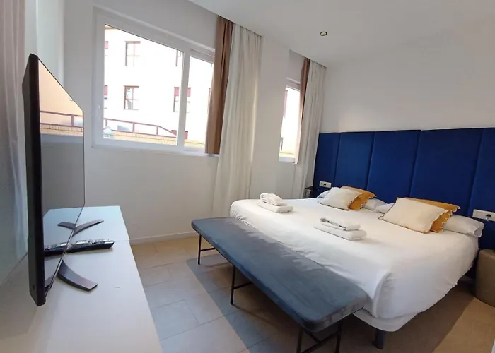 Aparthotel Blanq Marina Suites