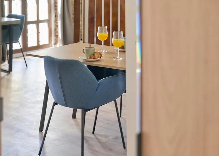 Ciutat Vella Modern *