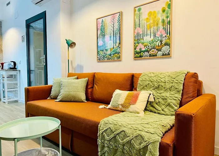 Ori A Cool & Wide Next To Historic Center Apartment *