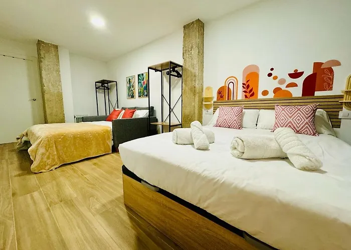 Apartment Ori A Cool & Wide Next To Historic Center *