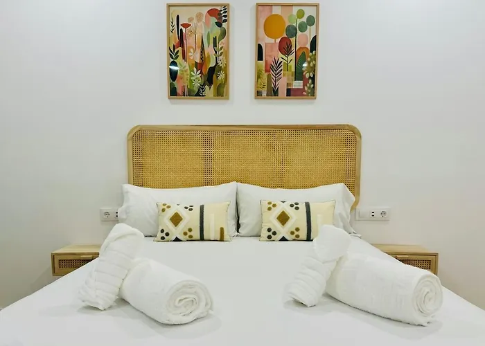 Apartment Flat B - Wide & Beautifull Flat Near Historic Center *