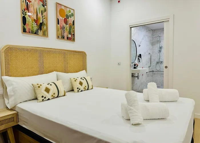 Apartment Flat B - Wide & Beautifull Flat Near Historic Center Valencia