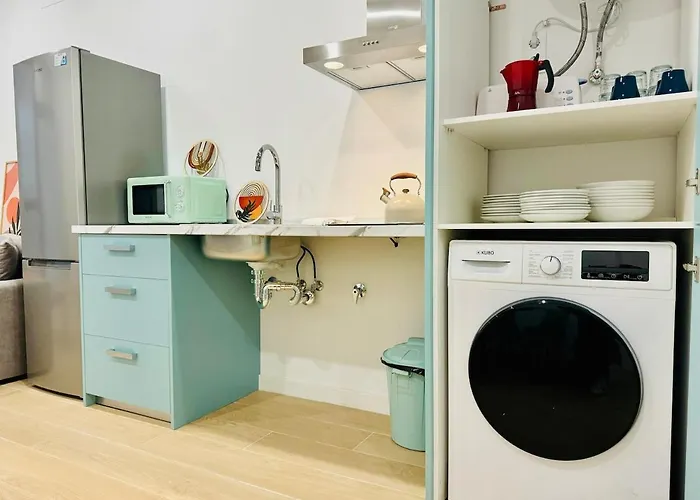 Apartment Flat B - Wide & Beautifull Flat Near Historic Center *