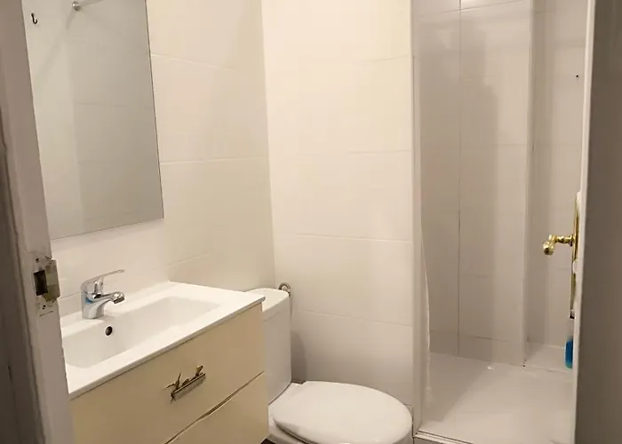 7 Moons Bed & Breakfast 2*