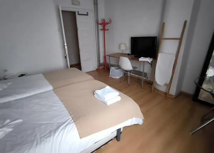 7 Moons Bed & Breakfast