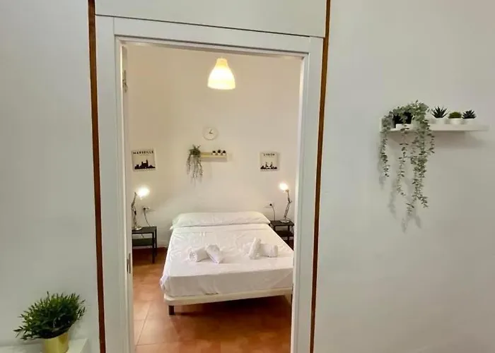 Familiar Cerca De La Playa