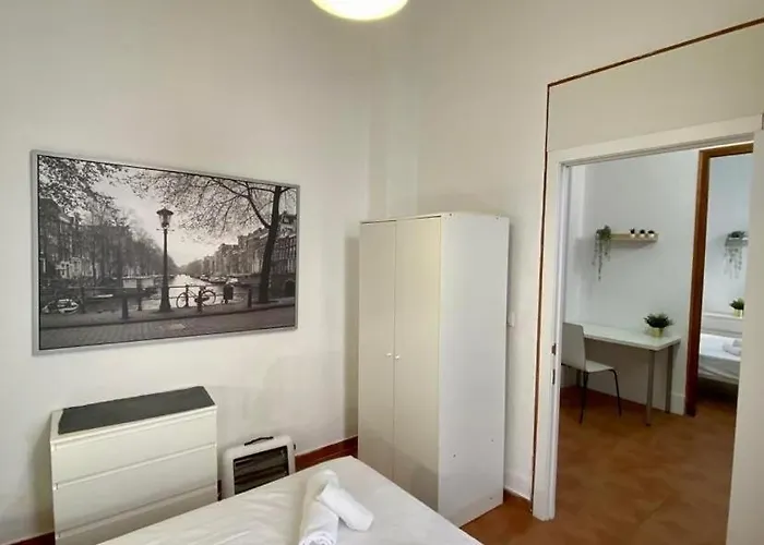 Familiar Cerca De La Playa شقة *