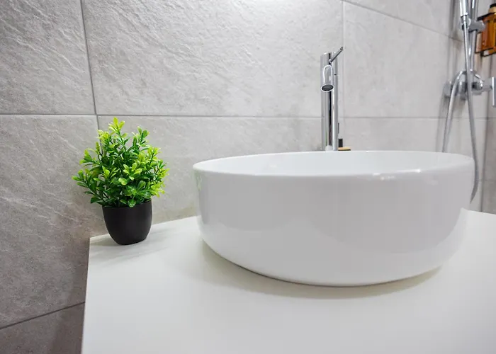 Florit Flats - The Monteolivete فالنسيا