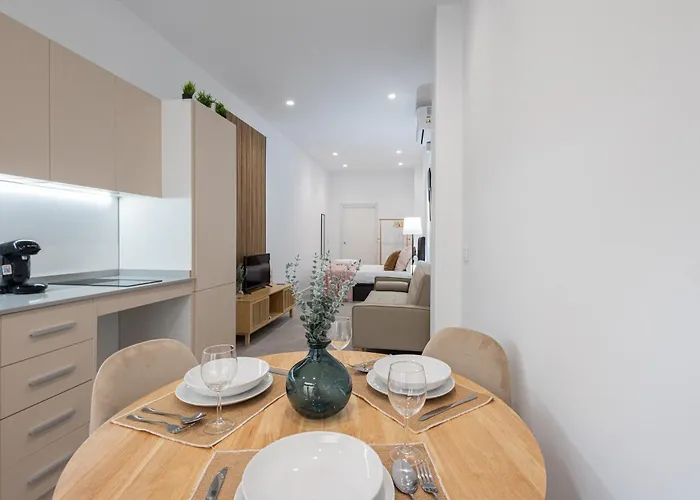 Florit Flats - The Monteolivete شقة *