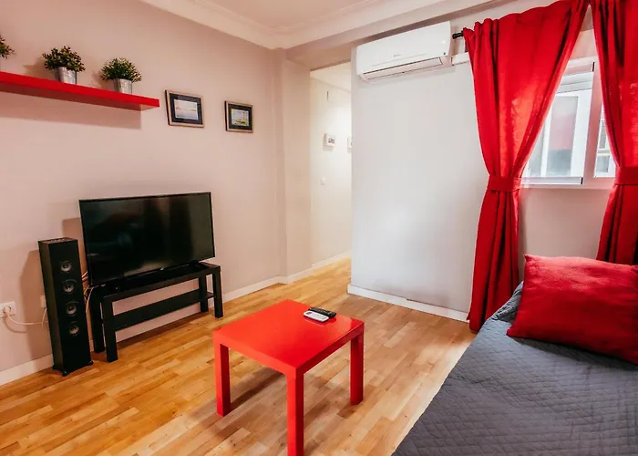 Queen Apt, 2min To Beach, Terrace, 3bd, 6pax 아파트 발렌시아