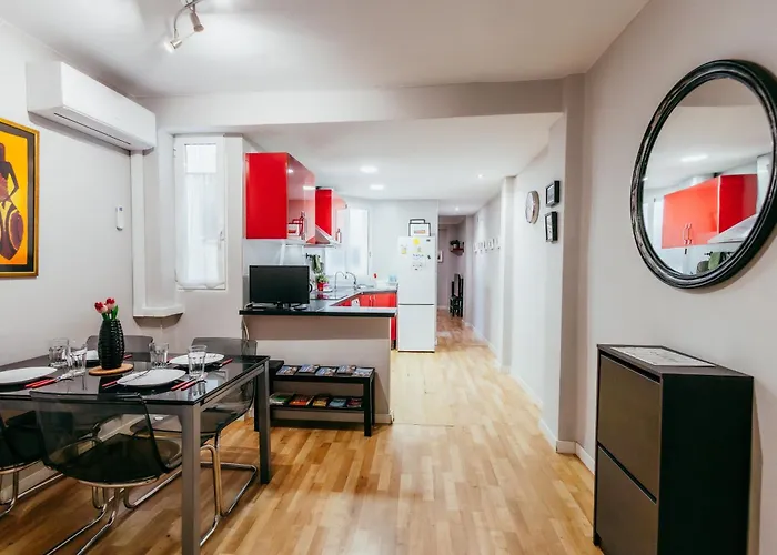 아파트 Queen Apt, 2min To Beach, Terrace, 3bd, 6pax *