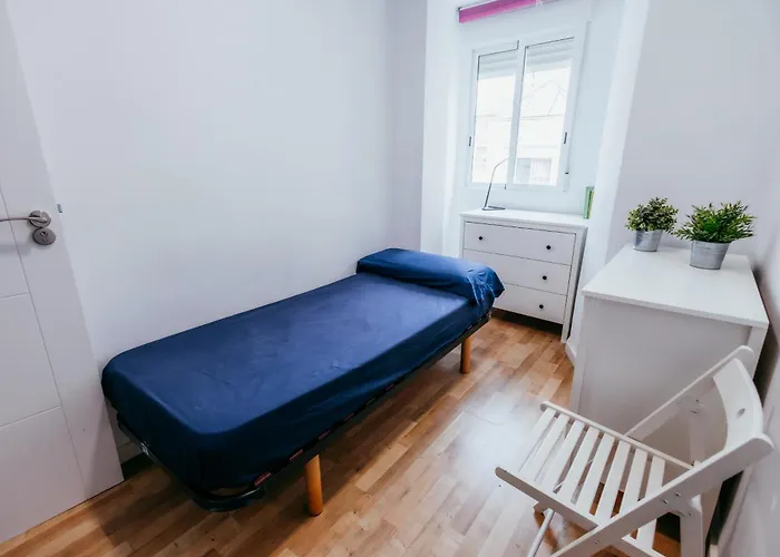 Queen Apt, 2min To Beach, Terrace, 3bd, 6pax 발렌시아