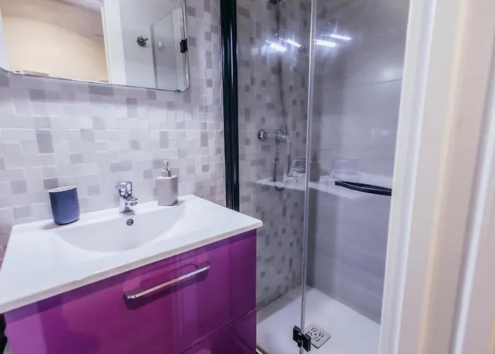 아파트 Queen Apt, 2min To Beach, Terrace, 3bd, 6pax *