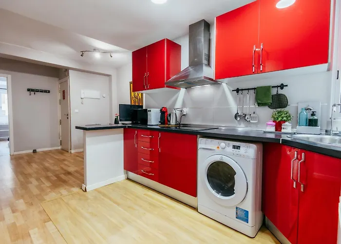 Queen Apt, 2min To Beach, Terrace, 3bd, 6pax * 발렌시아