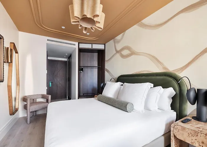 One Shot Puerta Ruzafa Hotel