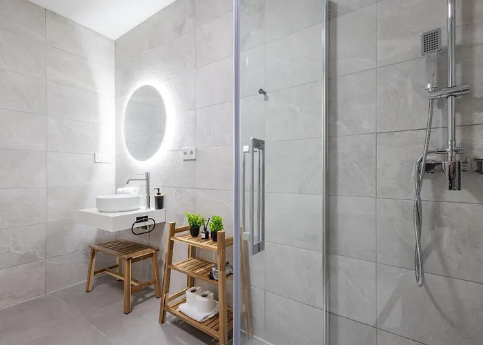 Florit Flats - The Monteolivete فالنسيا