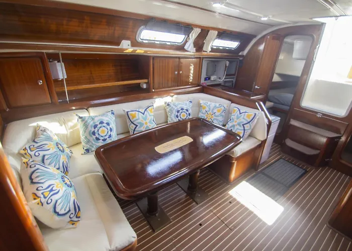 On A Sailing Boat In * Valence