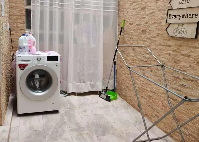 Leticia Βαλένθια