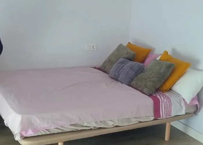 Δωμάτια σε οικογενειακή κατοικία En El Centro Con Balcon *