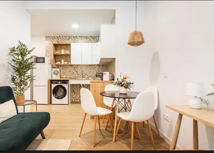 Lugre, Lovely Flat Close To Center Διαμέρισμα