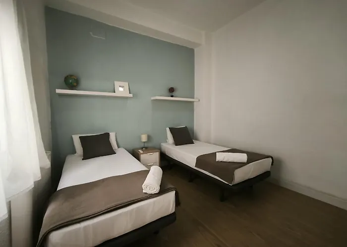 Florit Flats - The Ausias March 발렌시아