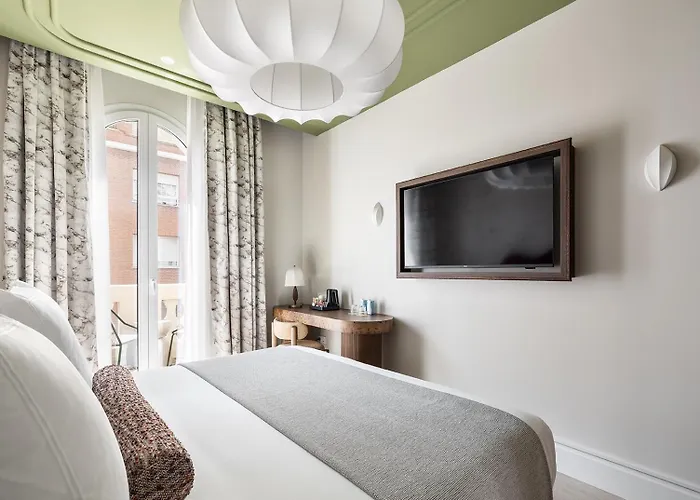 Hotel One Shot Puerta Ruzafa 4*