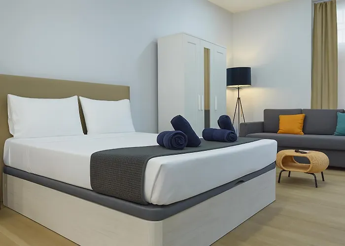 شقة New - La Puerta De Olivo فالنسيا