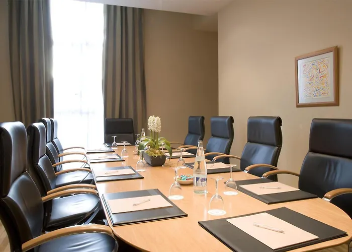 Nh Center Hotel Valence