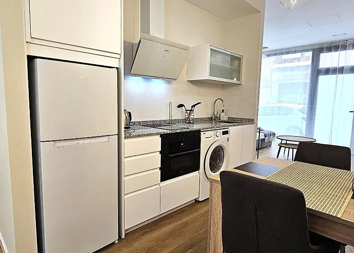 Vacansis Bajo Torrefiel Βαλένθια