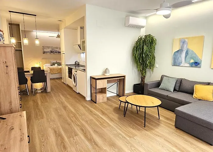 Vacansis Bajo Torrefiel Βαλένθια