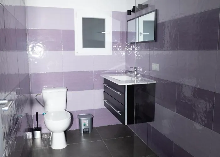 Flats Family De 3 * فالنسيا