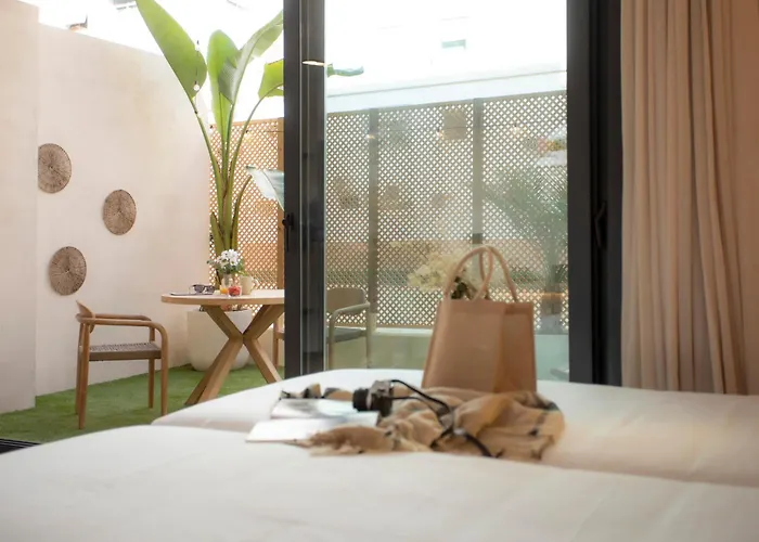 Nomad Haux Mestalla Pensión 4*