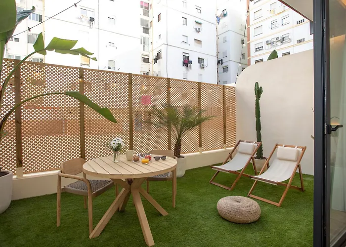 Pensión Nomad Haux Mestalla 4*