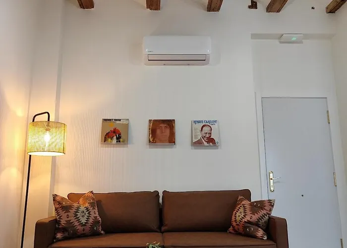 Con Patio Playa Cabanyal * فالنسيا