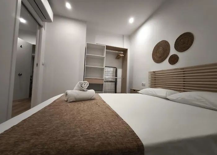 Urban Charm Flat - Extramurs شقة فالنسيا