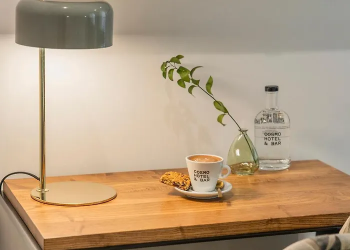 Mate Cosmo - Centre, 3* Valence