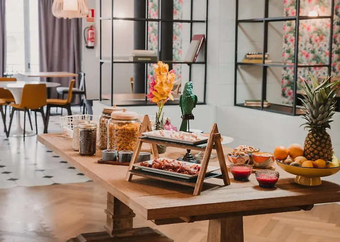 One Shot Reina Victoria Hotel Valencia