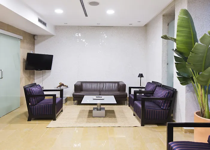 & Co. J. Botanico Boutique Valencia