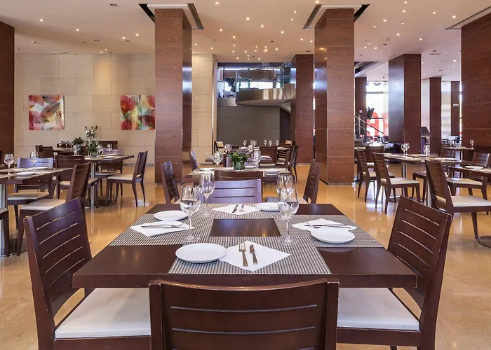 Ilunion 4 Hotell Valencia