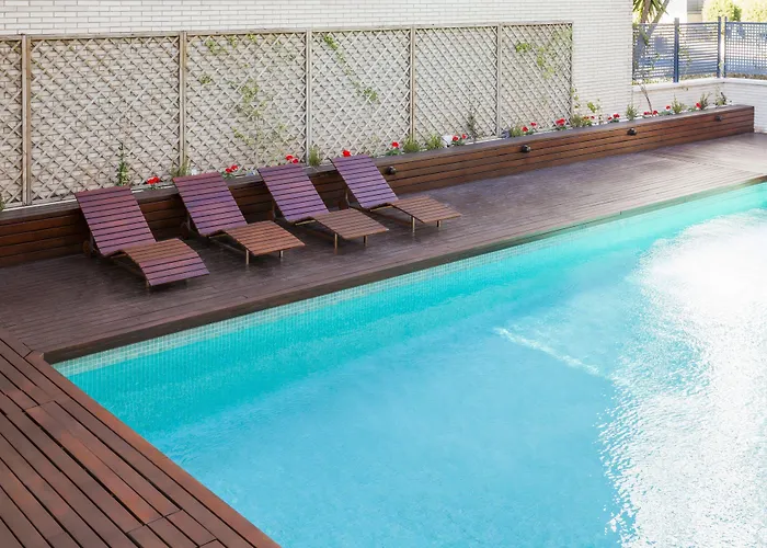 伊鲁尼昂瓦伦西亚3号酒店 3* 瓦伦西亚