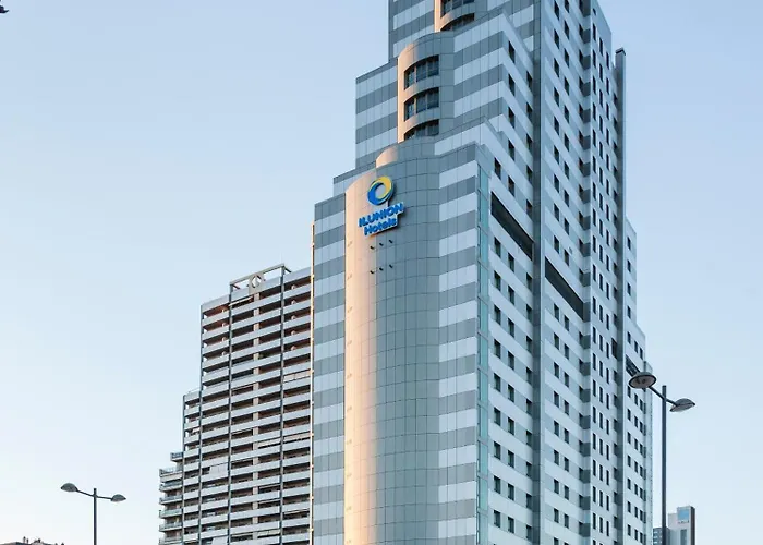 伊鲁尼昂瓦伦西亚3号酒店