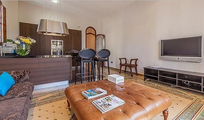 شقة Beautiful House With Terrace *